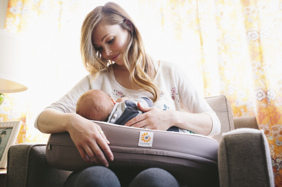 Word of Mom: Breastfeeding Tips