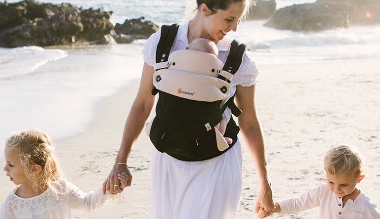 What You Need to Know About the Ergobaby Infant Insert