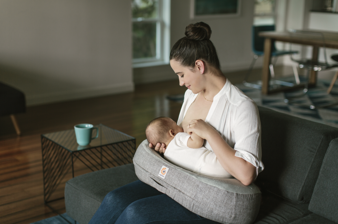 What Does a Postpartum Doula and Lactation Consultant Do?